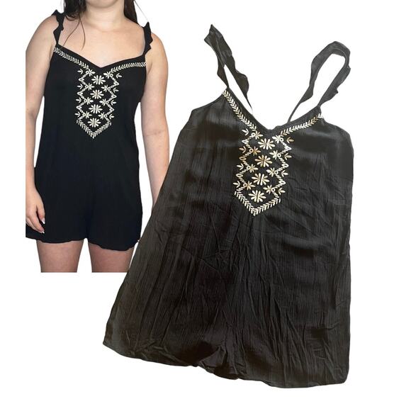 NEW Aeropostale Black Jumper Romper Shorts XS Embroidered Tie Back Jumpsuit NWT - Picture 1 of 10